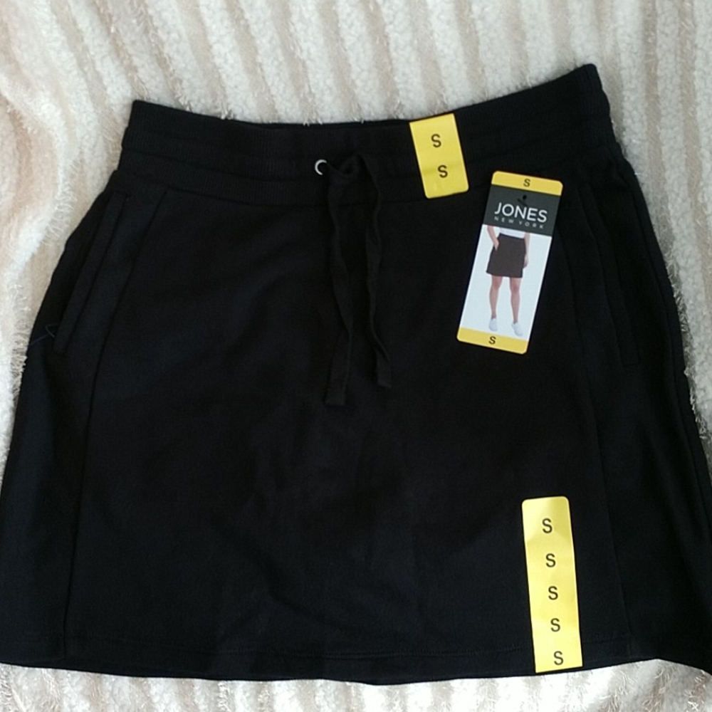 NEW Jones New York Skort Skirt Shorts Stretch Activewear Sport Pullon Pockets Sm